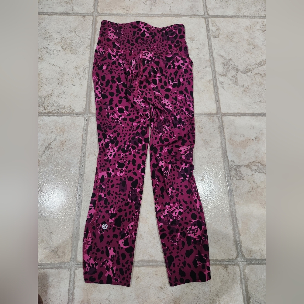 Lululemon Legging - Picture 2 of 4